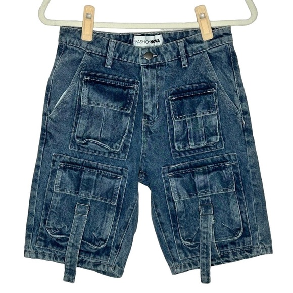 NWT Fashion Nova In My Own Lane Non Stretch Cargo Shorts-Denim - Picture 4 of 16